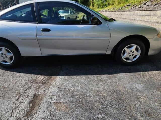2004 Chevrolet Cavalier Base