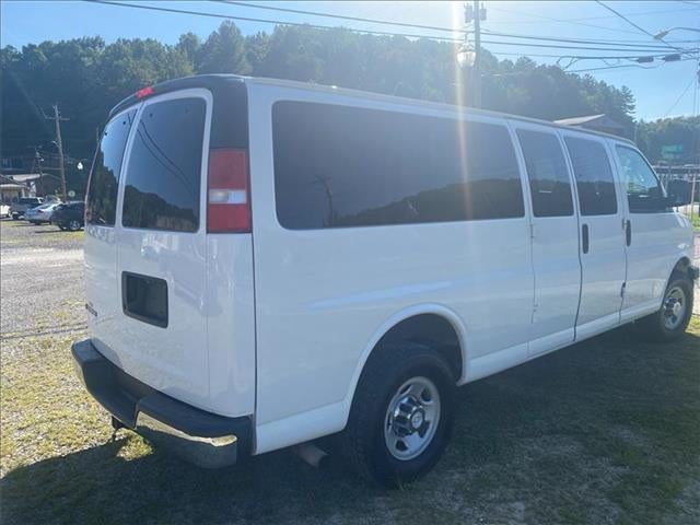 2017 Chevrolet Express Passenger 3500 LT