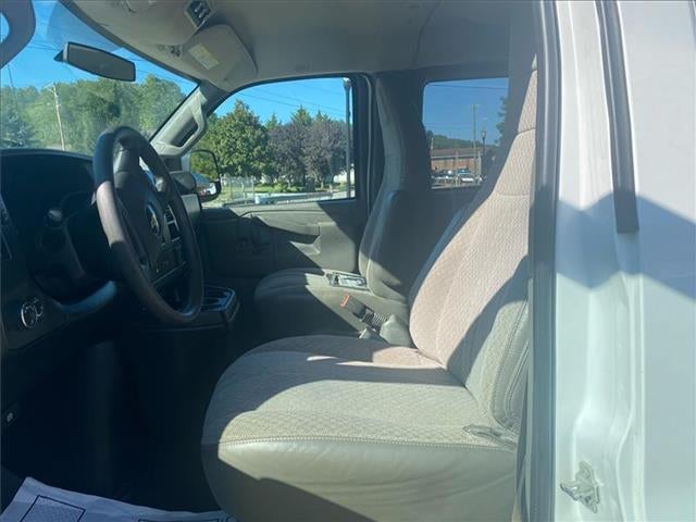 2017 Chevrolet Express Passenger 3500 LT