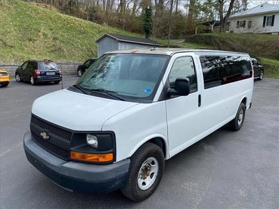2011 Chevrolet Express Passenger 3500 1LS