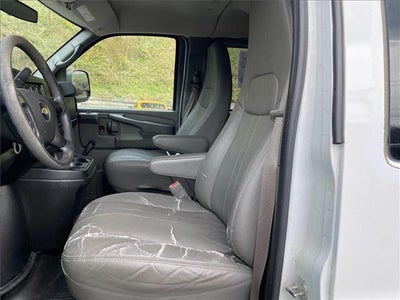 2011 Chevrolet Express Passenger 3500 1LS