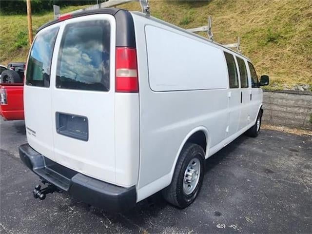 2013 Chevrolet Express Cargo 3500 Base