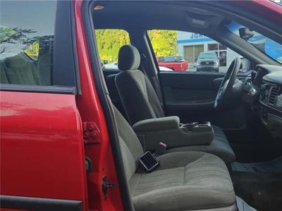 2004 Chevrolet Impala Base