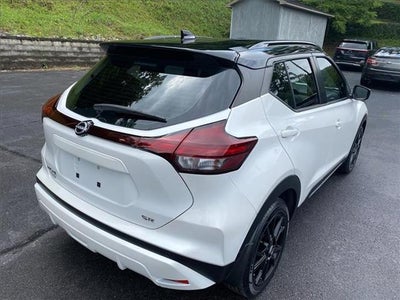 2023 Nissan Kicks SR