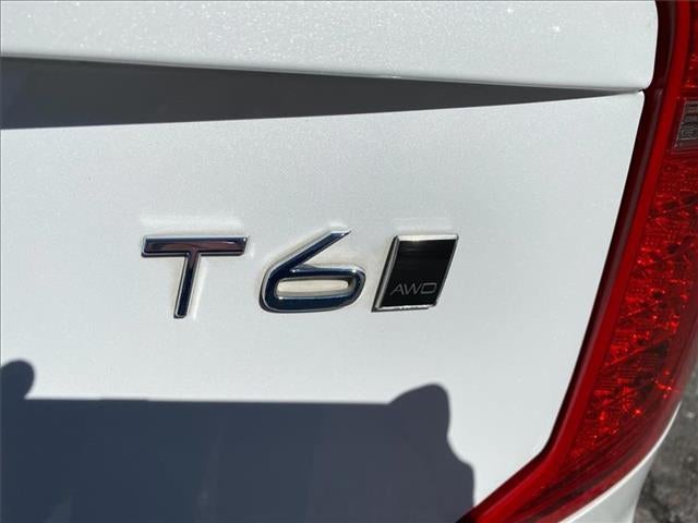 2021 Volvo XC90 Momentum